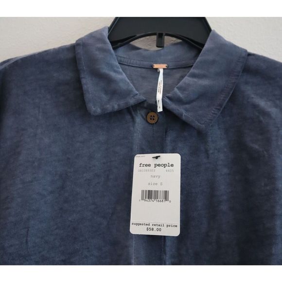 Free People OB1089303 Womens Sz S Navy Weekend Rush Button Down Collared Top - Picture 3 of 7